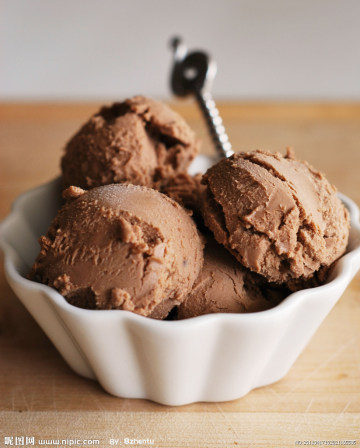巧克力冰淇淋做法