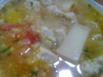 米豆腐番茄肉丸汤做法