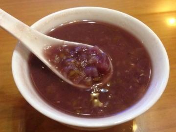 紫薯绿豆汤做法