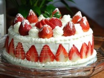 草莓鲜奶油蛋糕做法