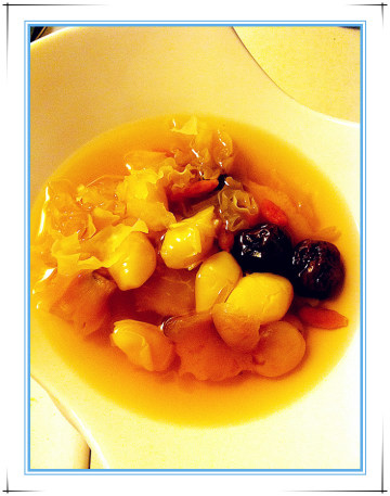 银耳白果红枣汤做法