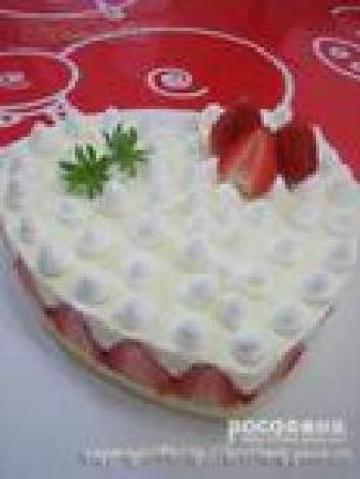 草莓慕斯蛋糕做法