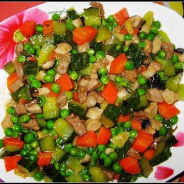 豌豆蔬菜丁做法