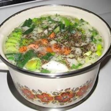 鸡肉蔬菜浓汤做法