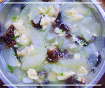 冬瓜海米汤 。做法