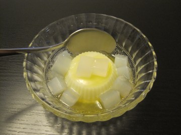 蜂蜜椰果牛奶冰做法