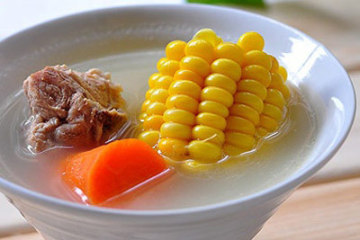 玉米脊骨汤做法
