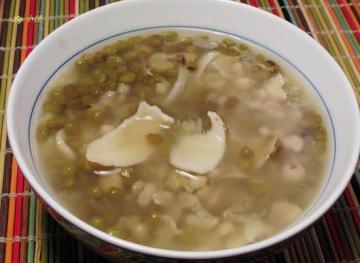  百合薏仁绿豆汤做法