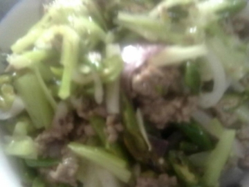 芹菜炒牛肉做法