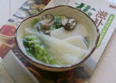 白菜牡蛎年糕汤做法