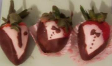 巧克力草莓伯爵做法