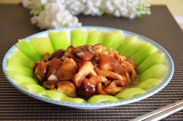 香菇炒油菜做法