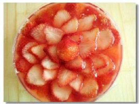 草莓酸奶慕斯蛋糕做法