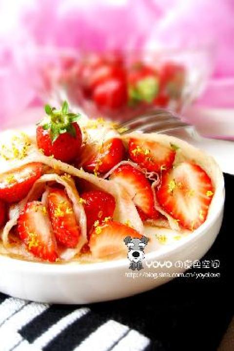 桂花草莓筋饼卷做法