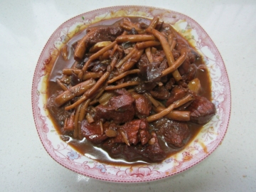 茶树菇烧肉做法