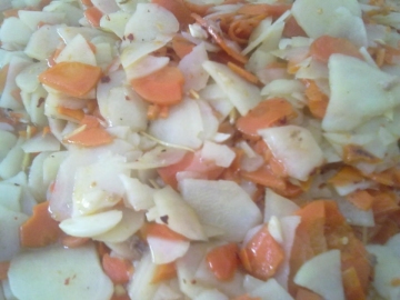 土豆胡萝卜片做法