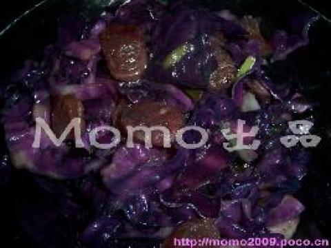 腊肠紫椰菜做法