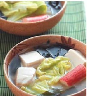 高丽菜味噌豆腐汤做法