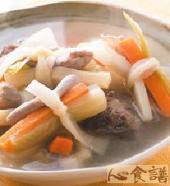 笋干猪肠酸菜汤做法