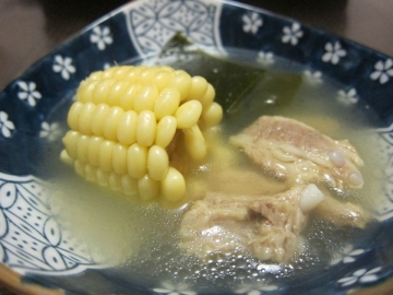 海带玉米排骨汤做法