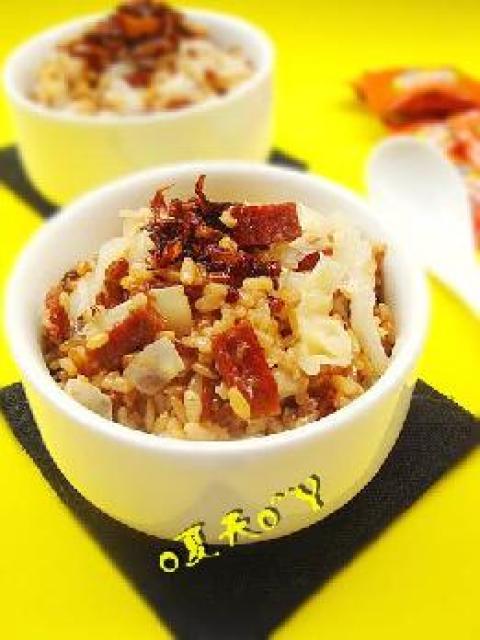 红葱油卷心菜焖金华火腿糙米饭做法