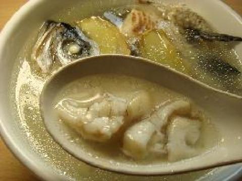 黄芪鲈鱼汤做法