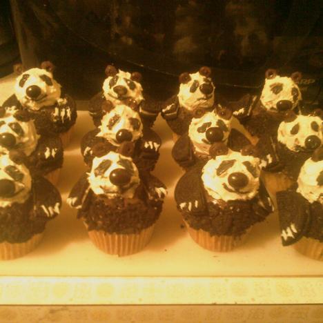 熊猫纸杯蛋糕做法
