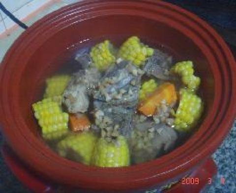 玉米排骨瑶柱汤做法