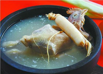 韩式的人参鸡汤做法