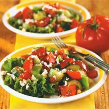 西红柿青瓜沙拉做法