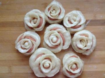 象征爱情的年菜—玫瑰花包做法