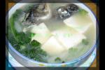 小吃 鱼头豆腐香菜汤