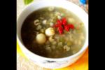 小吃 绿豆莲子薏米粥