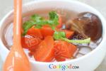 小吃 牛骨香菇萝卜汤