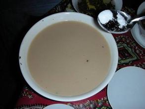 哈萨克族奶茶