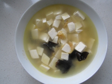 豆腐虾皮汤做法