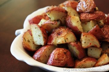 迷迭香脆烤小土豆做法