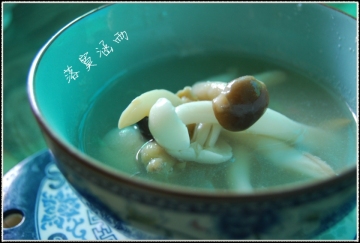蛤蜊干菌菇汤做法