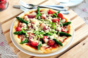培根彩蔬薄脆披萨做法