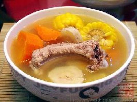 粉葛粟米排骨汤做法