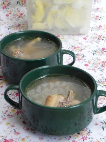 榴莲壳煲鸡汤做法