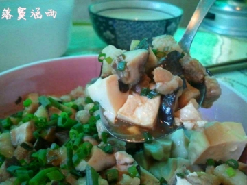 鲜菇肉丁吹豆腐做法