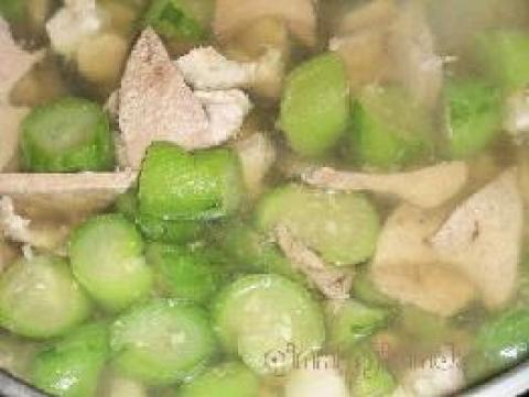 水瓜猪肝瘦肉汤做法