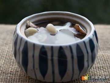 山药薏米蘑菇汤做法