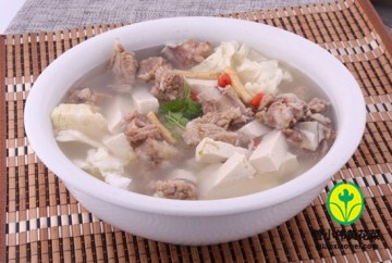 黄花菜豆腐瘦肉汤做法
