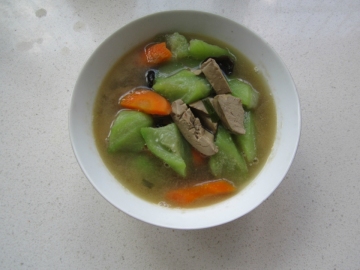 丝瓜胡萝卜鸭肝汤做法