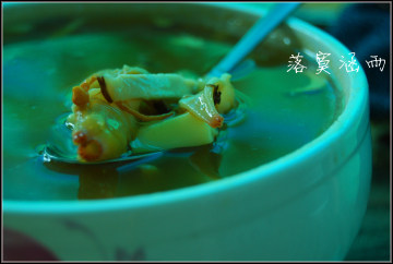 海蚌豆腐汤做法