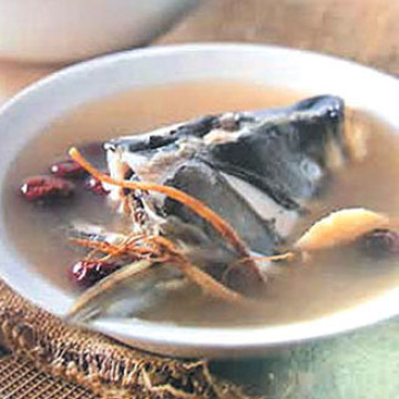 参须红枣炖鲈鱼做法