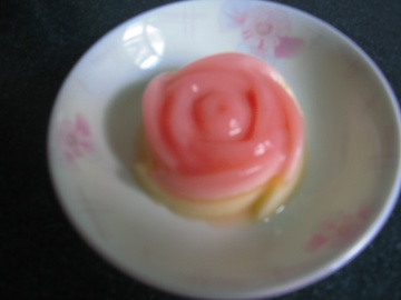 婴儿篇:玫瑰芒果双色布丁做法