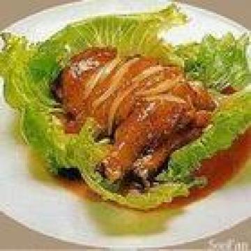 北京菜谱生菜扒鸡腿做法